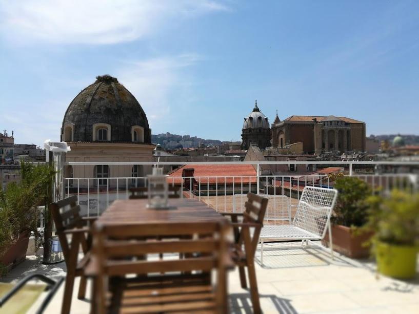 Naples In The History 4M Bed and Breakfast Eksteriør billede